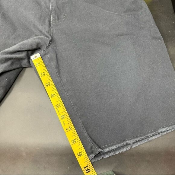 RVCA BLACK MENS “DAY-SHIFT CHINOS” SHORTS - Picture 11 of 11